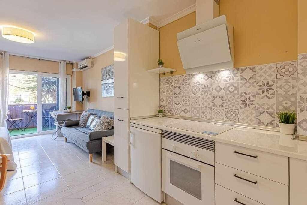 797 Holiday Rentals - Equipado estudio cerca del Parque la Paloma Benalmádena Exterior foto